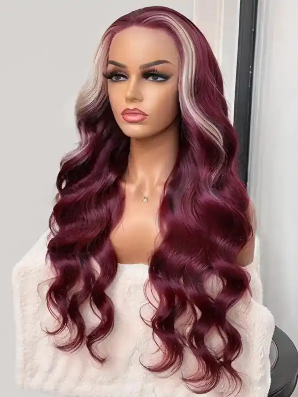 Dorsanee 13x4 Lace Frontal Skunk Stripe Wig #613/99J Burgundy Color Highlight Body Wave Wig - Image 9