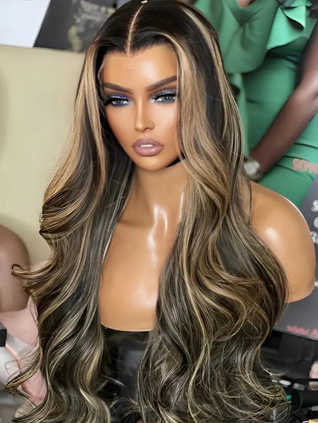 Dorsanee P1B/27 Honey Blonde Highlight 250 Density Body Wave 13x4 HD Lace Frontal Human Hair Wig - Image 4