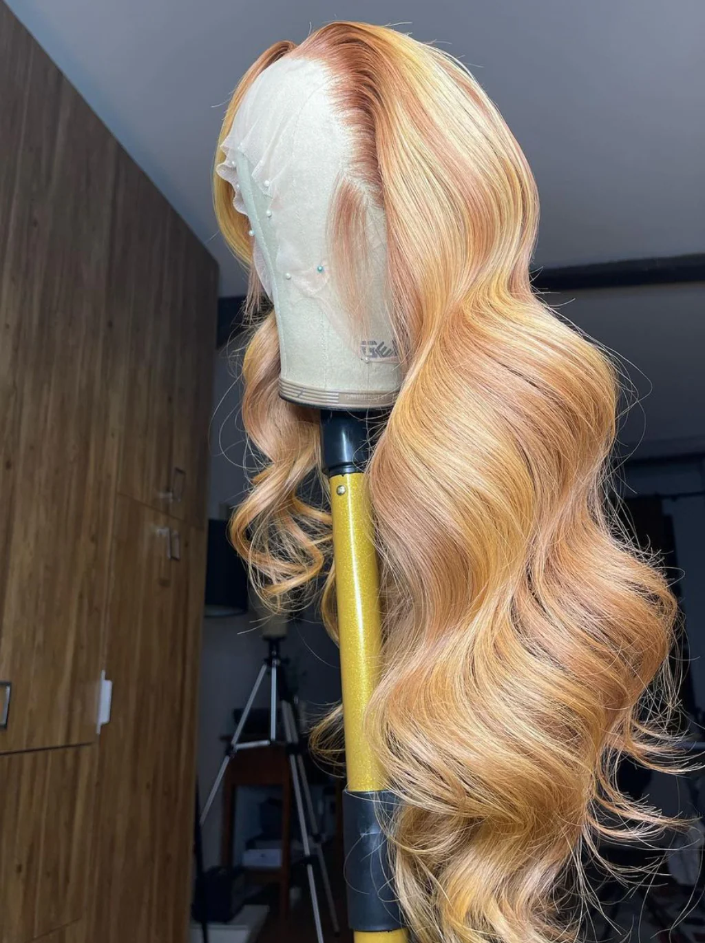 Dorsanee Honey Blonde Tea Light Brown Body Wave 13x4 Lace Front Human Hair Wigs - Image 4